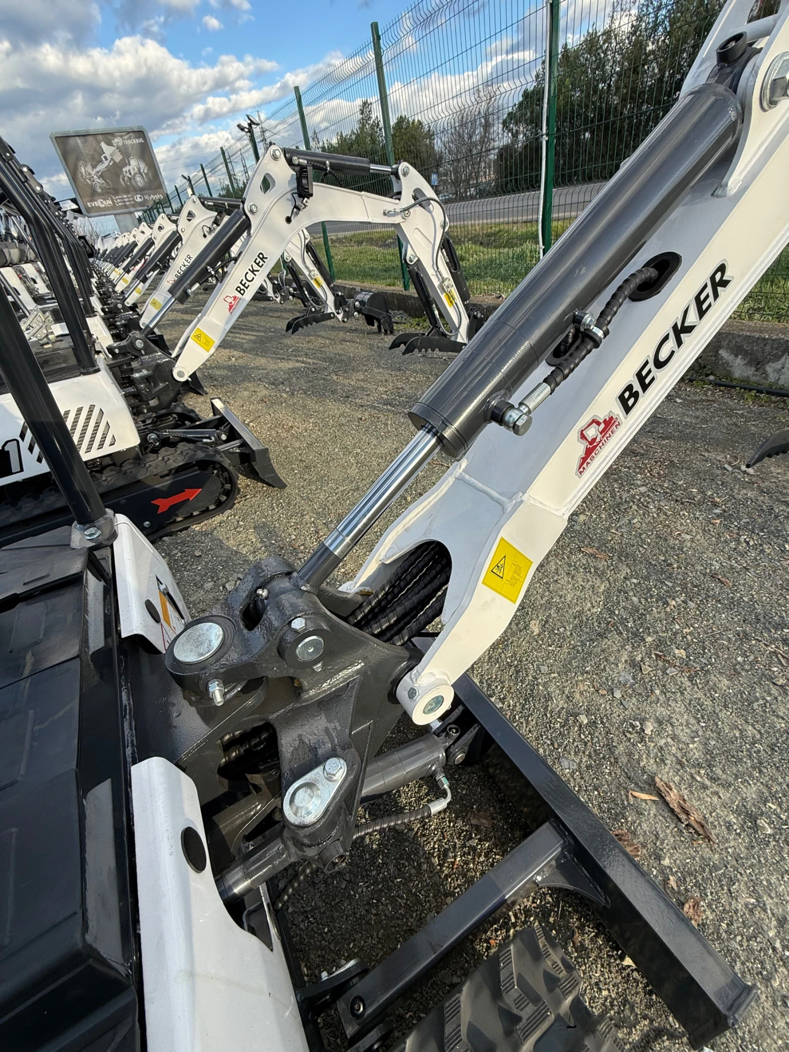 ����� Becker  B11 B-11 | Mobile.bg � ����������� 4