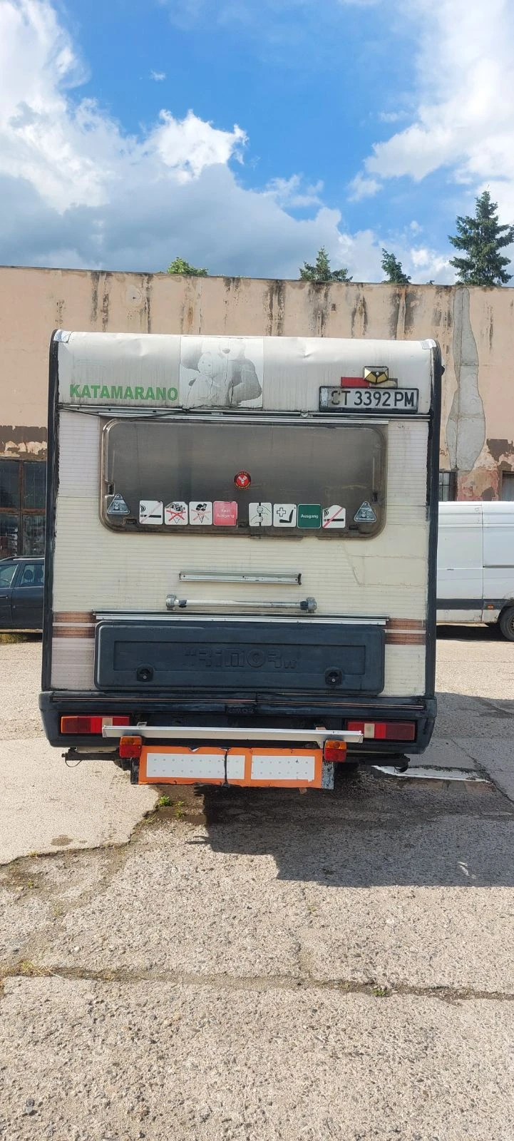 Кемпер Ford Transit, снимка 16 - Каравани и кемпери - 54729204