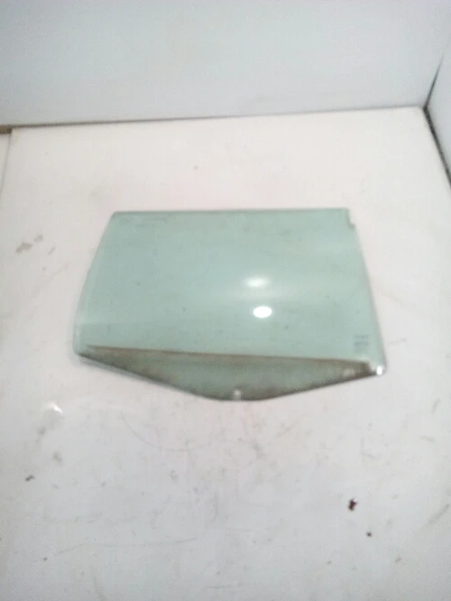 задно дясно стъкло за фиат пунто 1.1 (9)