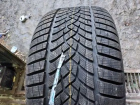 Гуми Зимни 295/35R21, снимка 3