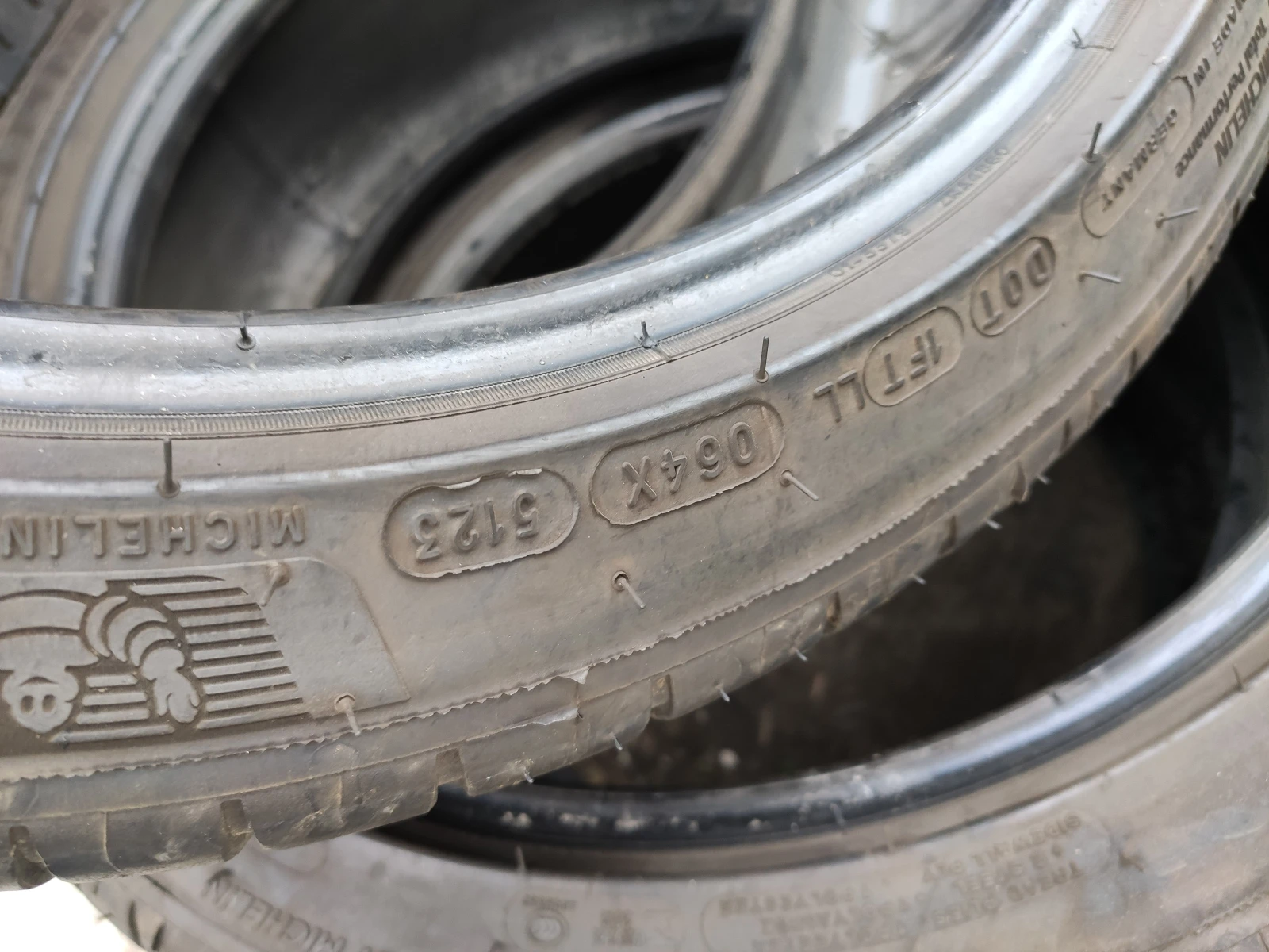 Гуми Летни 205/45R17, снимка 9 - Гуми и джанти - 54987342