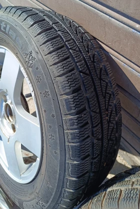 Гуми с джанти Petlas 195/65R15, снимка 3 - Гуми и джанти - 47999362