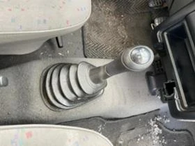 VW Caddy 1.9D 64hp 1Y, снимка 10