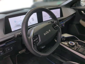 Kia EV6 GT-LINE/325HP/4WD/360/MEMO/HUD/H.PUMP/LED/692q, снимка 8