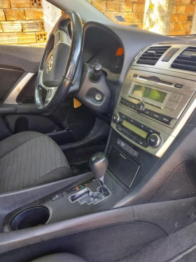 Обява за продажба на Toyota Avensis ~13 000 лв. - изображение 2