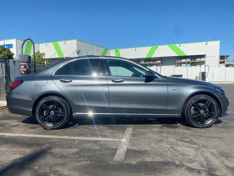 Mercedes-Benz C 300 4Matic, Facelift, 9G-Tronic Бартер, снимка 4 - Автомобили и джипове - 46048798