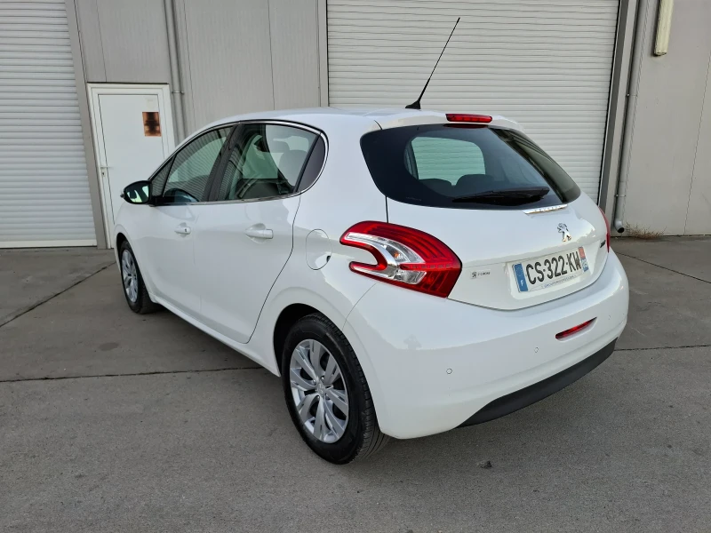 Peugeot 208 Navi , снимка 3 - Автомобили и джипове - 46702482