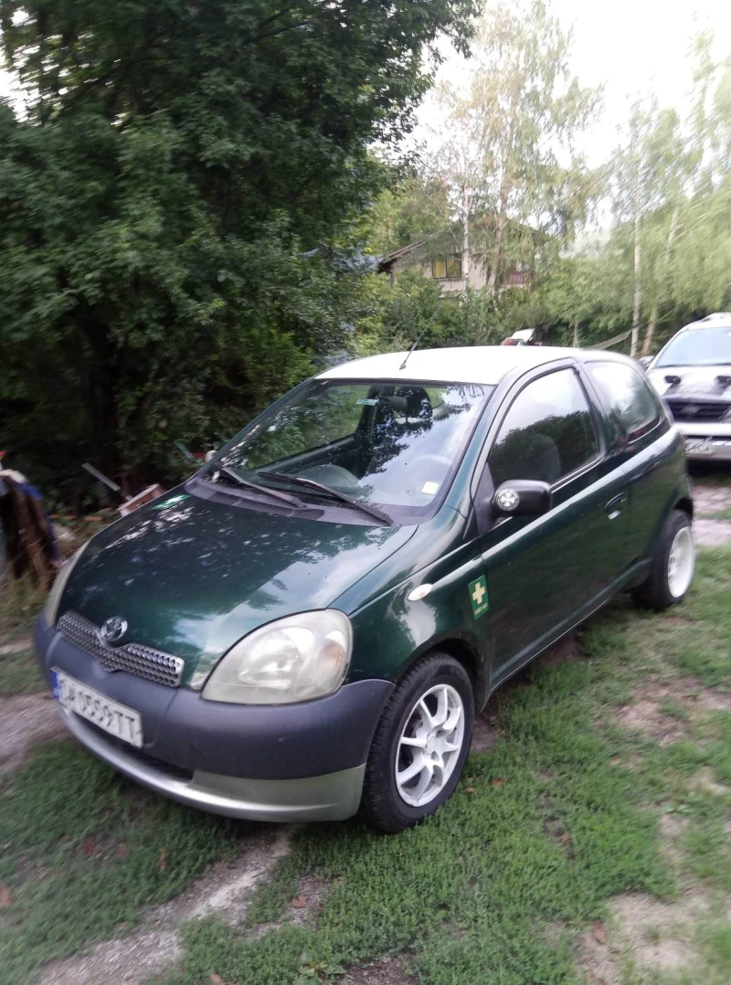 Toyota Yaris 1.0 VVTI, снимка 6 - Автомобили и джипове - 47297666