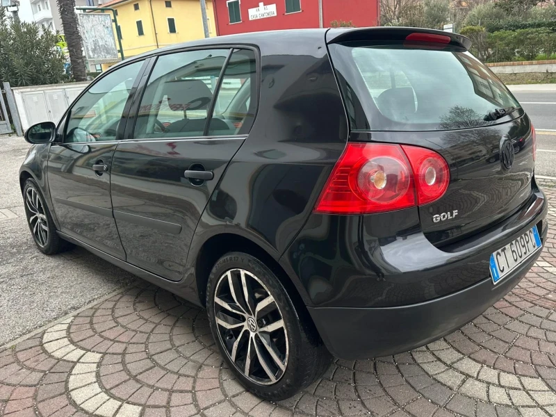 VW Golf 1.9TDi105ксНави, снимка 5 - Автомобили и джипове - 49452906