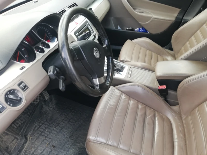 VW Passat, снимка 6 - Автомобили и джипове - 52216447