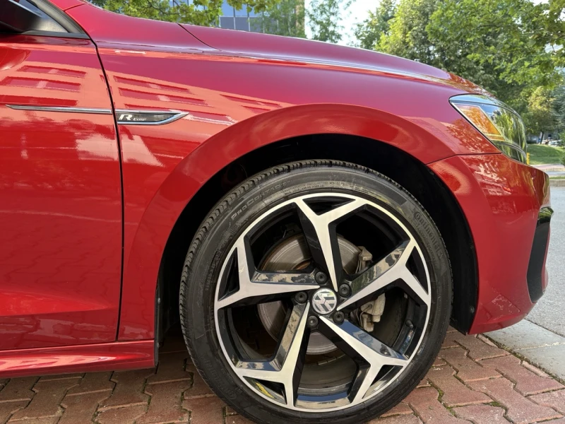VW Passat R-Line, 2.0 TSI, 38k км, Автоматик, снимка 4 - Автомобили и джипове - 52084979