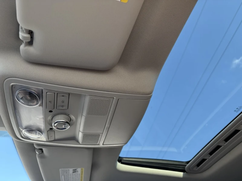 VW Passat R-Line, 2.0 TSI, 38k км, Автоматик, снимка 9 - Автомобили и джипове - 52084979