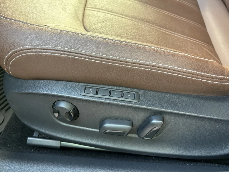 VW Passat R-Line, 2.0 TSI, 38k км, Автоматик, снимка 11 - Автомобили и джипове - 52084979