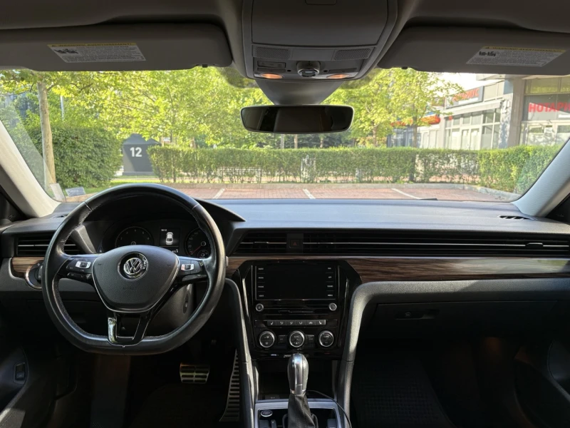 VW Passat R-Line, 2.0 TSI, 38k км, Автоматик, снимка 7 - Автомобили и джипове - 52084979