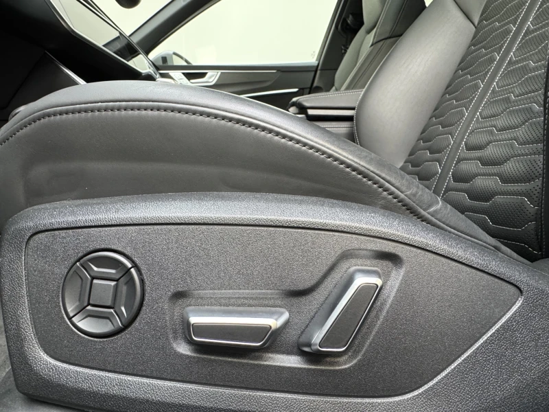 Audi Rs6 Performance B&O Standheiz. ACC HeadUp, снимка 9 - Автомобили и джипове - 51513737