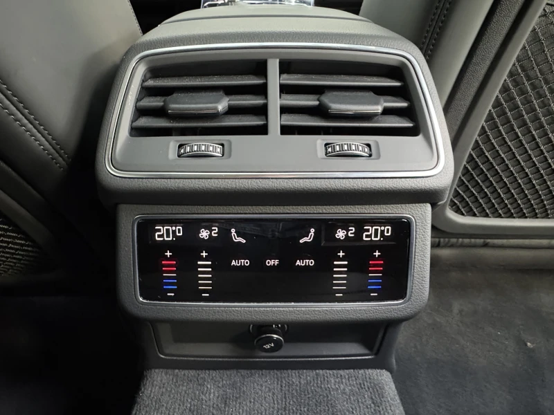 Audi Rs6 Performance B&O Standheiz. ACC HeadUp, снимка 15 - Автомобили и джипове - 51513737