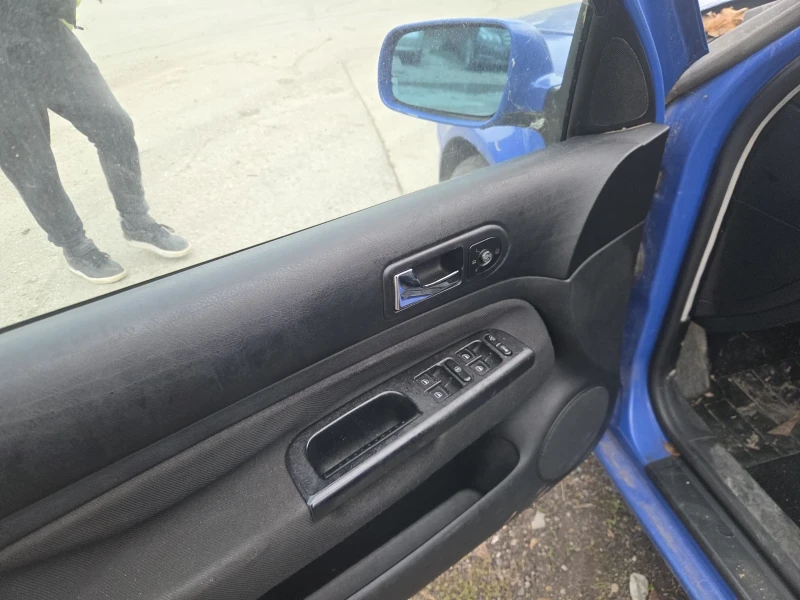 VW Golf 1.9TDI 110к.с., снимка 10 - Автомобили и джипове - 52486017