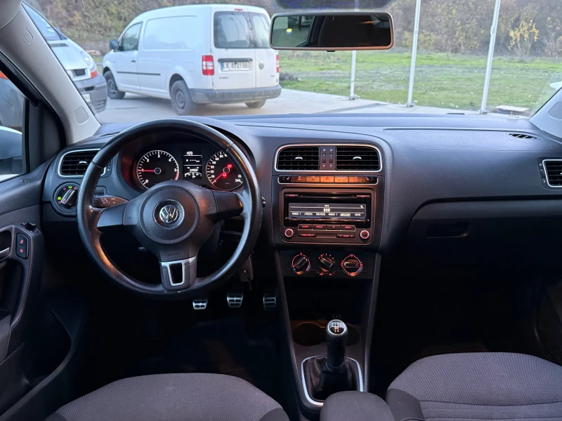 VW Polo Климатик/Подгрев/Темпомат/Бордкомпюрър, снимка 12 - Автомобили и джипове - 52501565