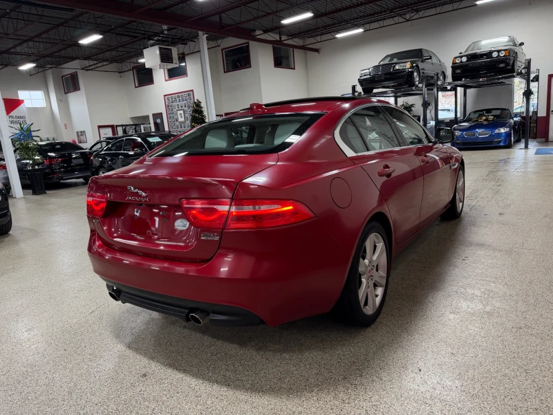 Jaguar XE 25T AWD / PRESTIGE / ПОДГРЕВИ / MERIDIAN, снимка 4 - Автомобили и джипове - 52749493