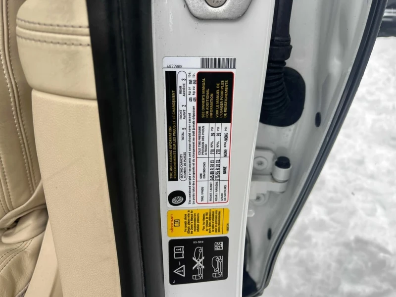 BMW 750 * 750i xDrive * CARFAX * БЕЗ ПЪРВОНАЧАЛНА ВНОСКА, снимка 10 - Автомобили и джипове - 52778280