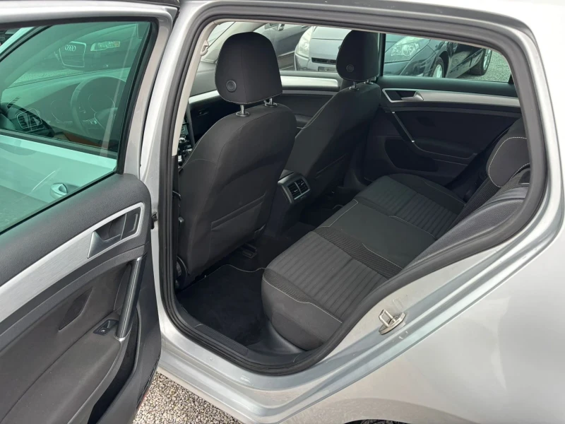 VW Golf 1.6tdi  CUP, снимка 13 - Автомобили и джипове - 52875492