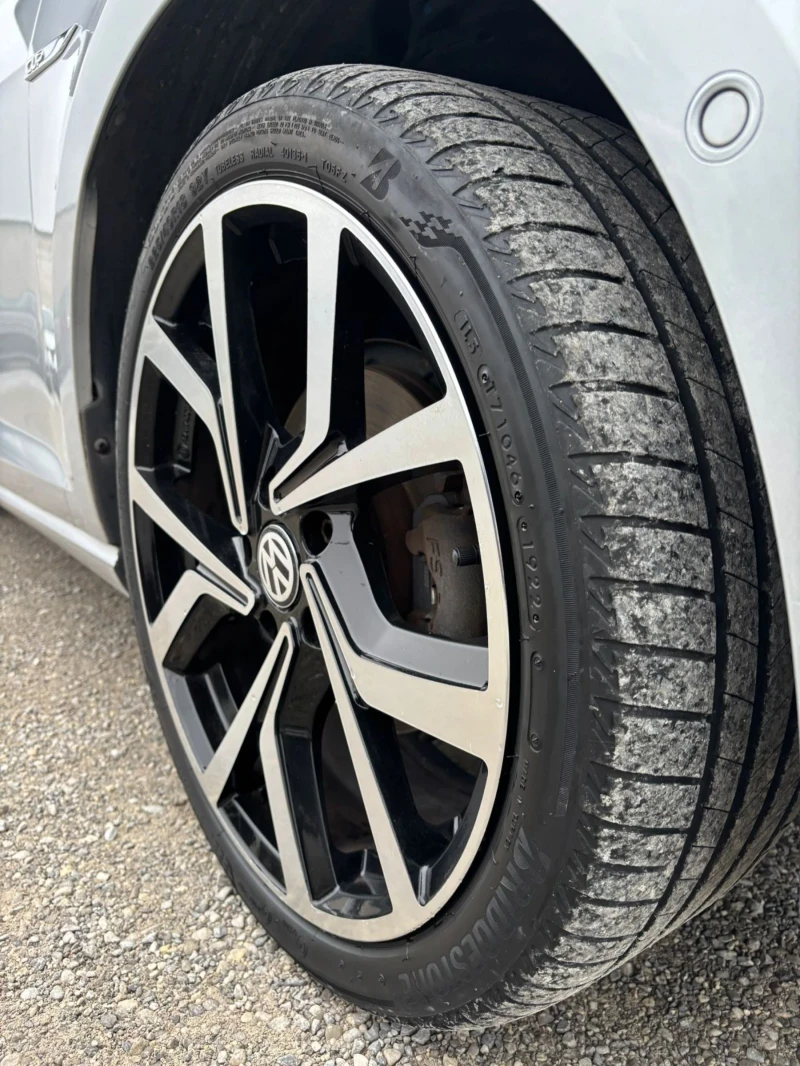 VW Golf 1.6tdi  CUP, снимка 15 - Автомобили и джипове - 52875492