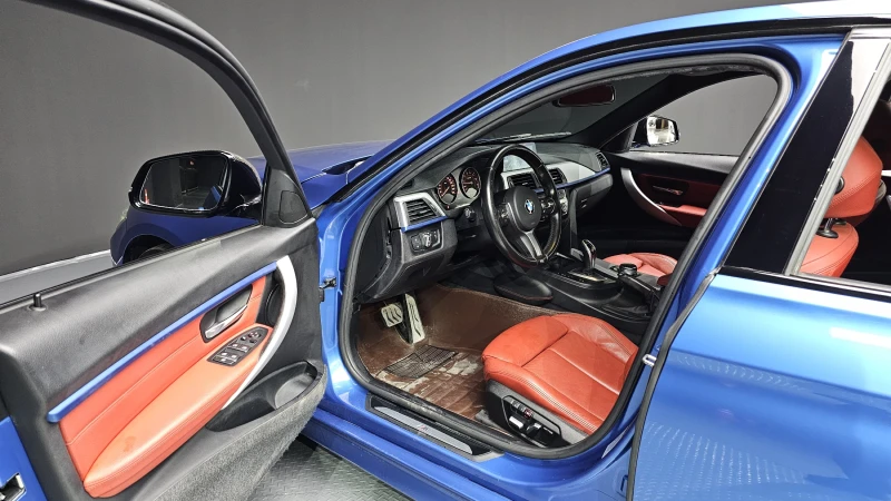 BMW 330 M-PACK/FULL/B48/Пълна сервизна история !!!, снимка 5 - Автомобили и джипове - 52937802