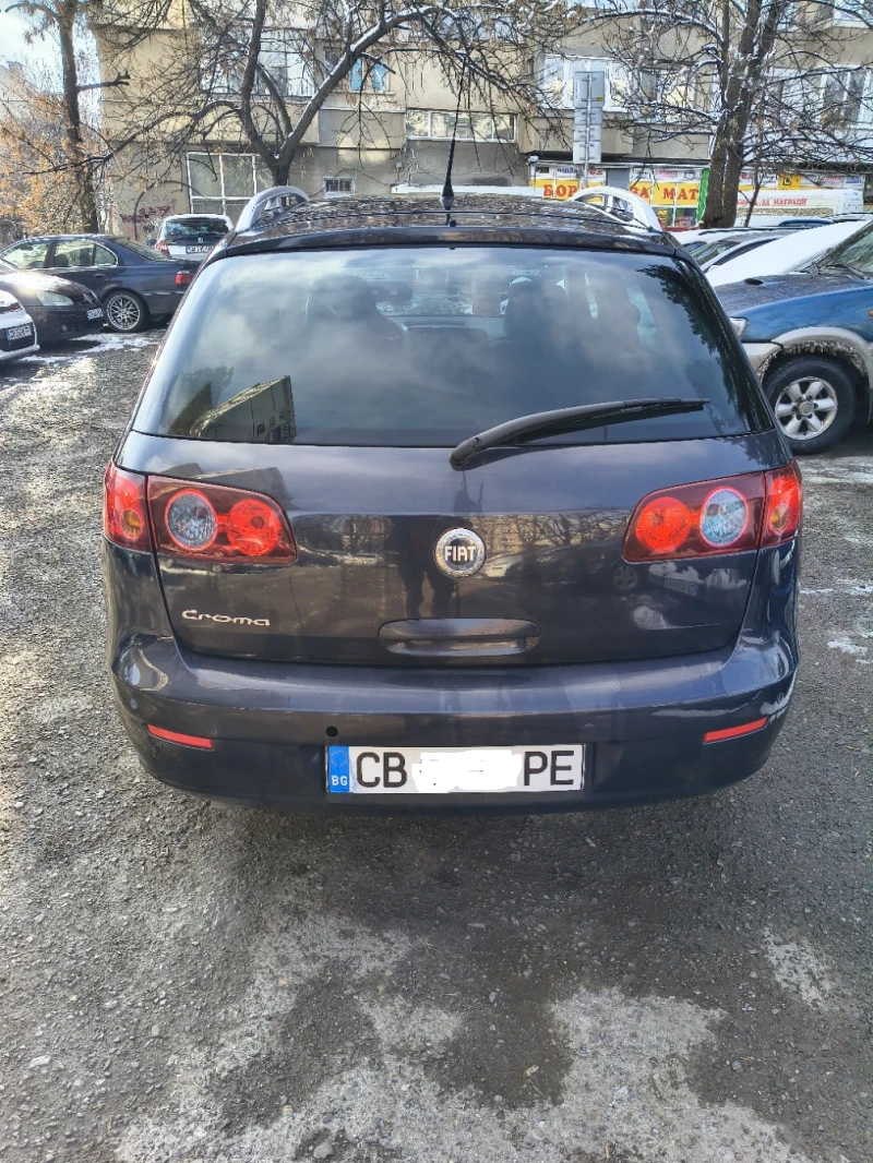 Fiat Croma 2.2 16V, снимка 3 - Автомобили и джипове - 53342094