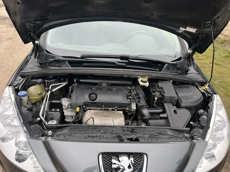Peugeot 308 1.6i 120кс 2010г EURO 5, снимка 6 - Автомобили и джипове - 53499141