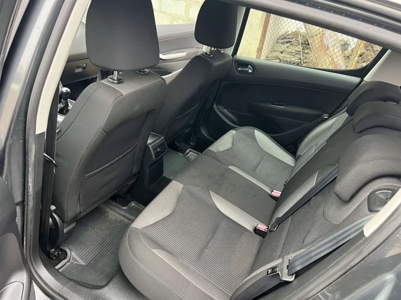 Peugeot 308 1.6i 120кс 2010г EURO 5, снимка 12 - Автомобили и джипове - 53499141