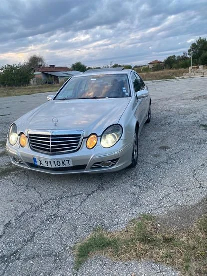 Mercedes-Benz E 270 Avangarde, снимка 1 - Автомобили и джипове - 48482004