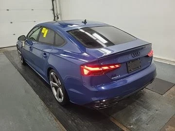 Audi A5 Progressiv  CARFAX, снимка 2 - Автомобили и джипове - 53452010