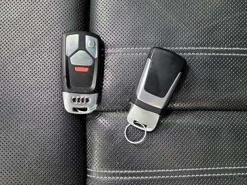 Audi A5 Progressiv  CARFAX, снимка 11 - Автомобили и джипове - 53452010