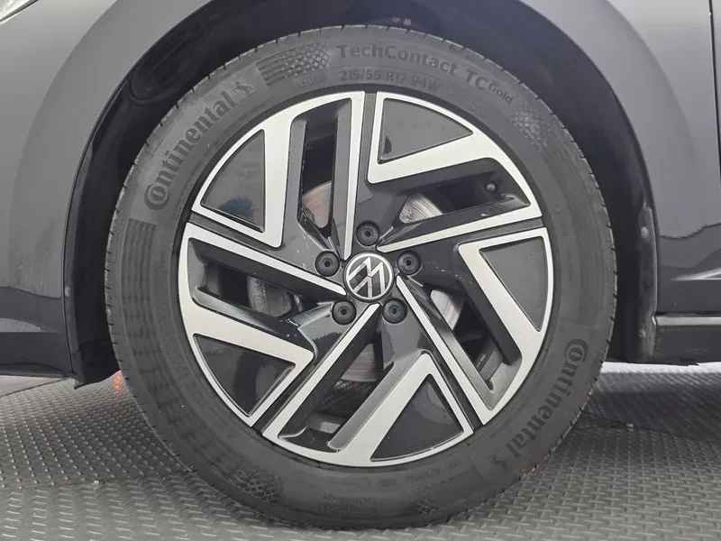 VW Jetta 1.5 Tsi Prestige, снимка 5 - Автомобили и джипове - 55610676