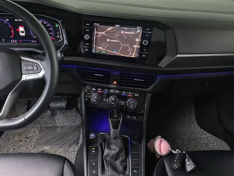 VW Jetta 1.5 Tsi Prestige, снимка 14 - Автомобили и джипове - 55610676