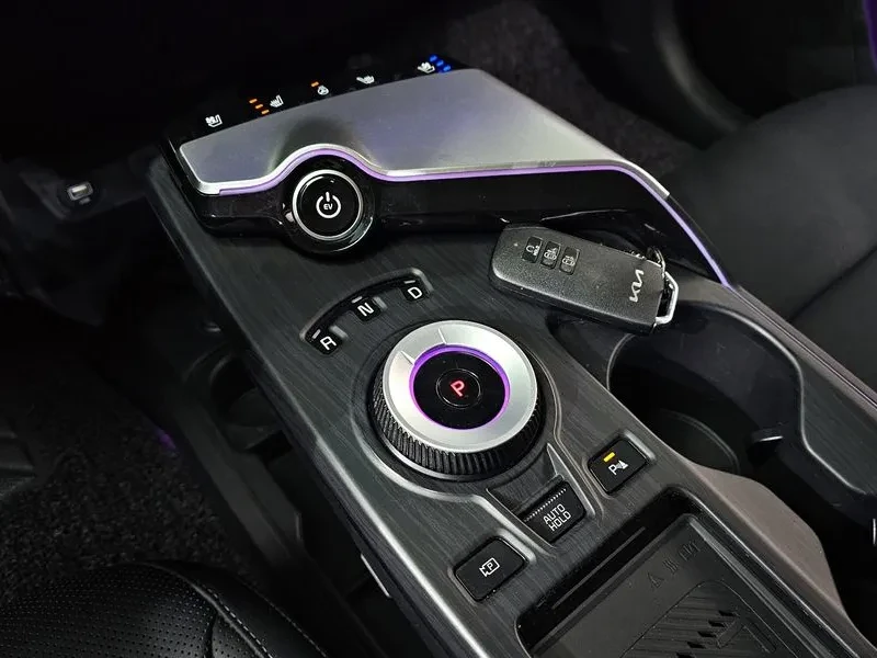 Kia EV6 Long Range 4Wd Earth, снимка 17 - Автомобили и джипове - 56682713