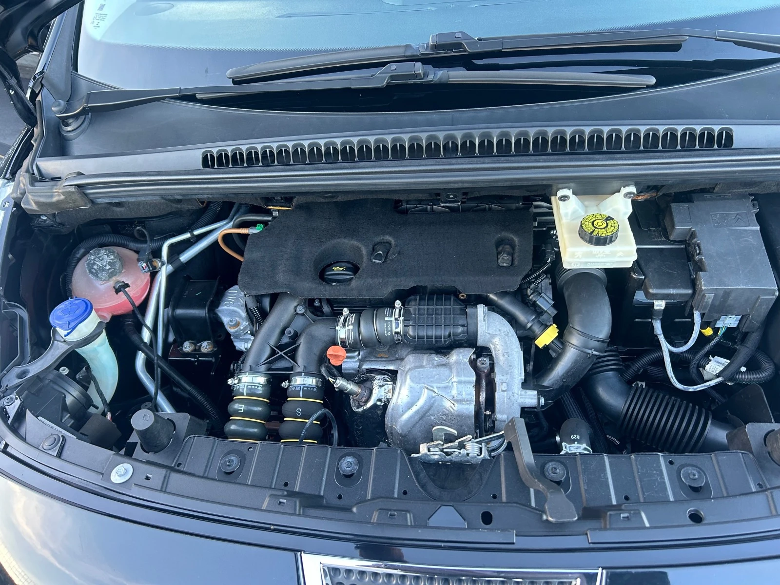 Peugeot 3008 1.6HDi-Navi | Mobile.bg   12