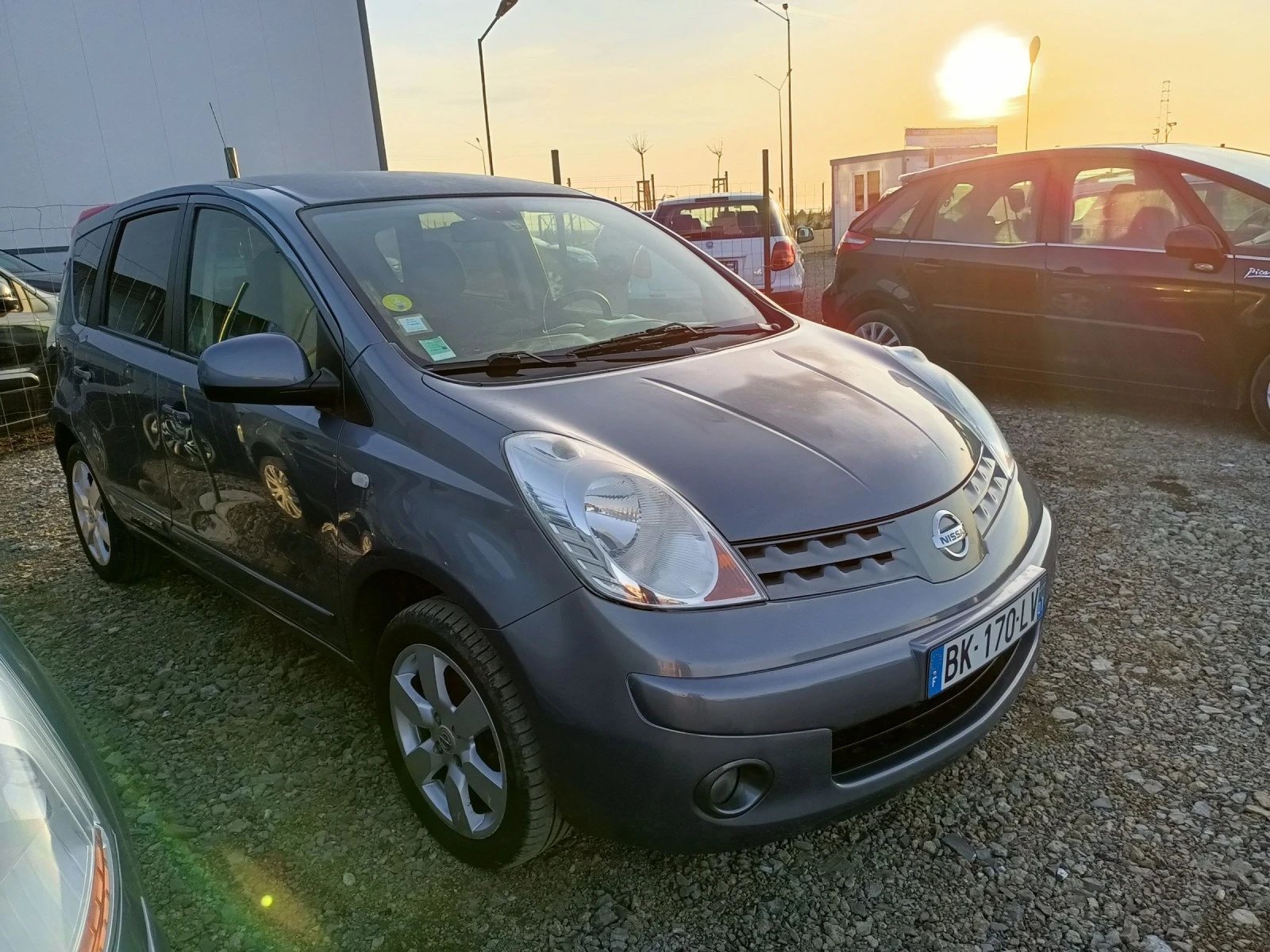 Nissan Note 1, 6i - изображение 2