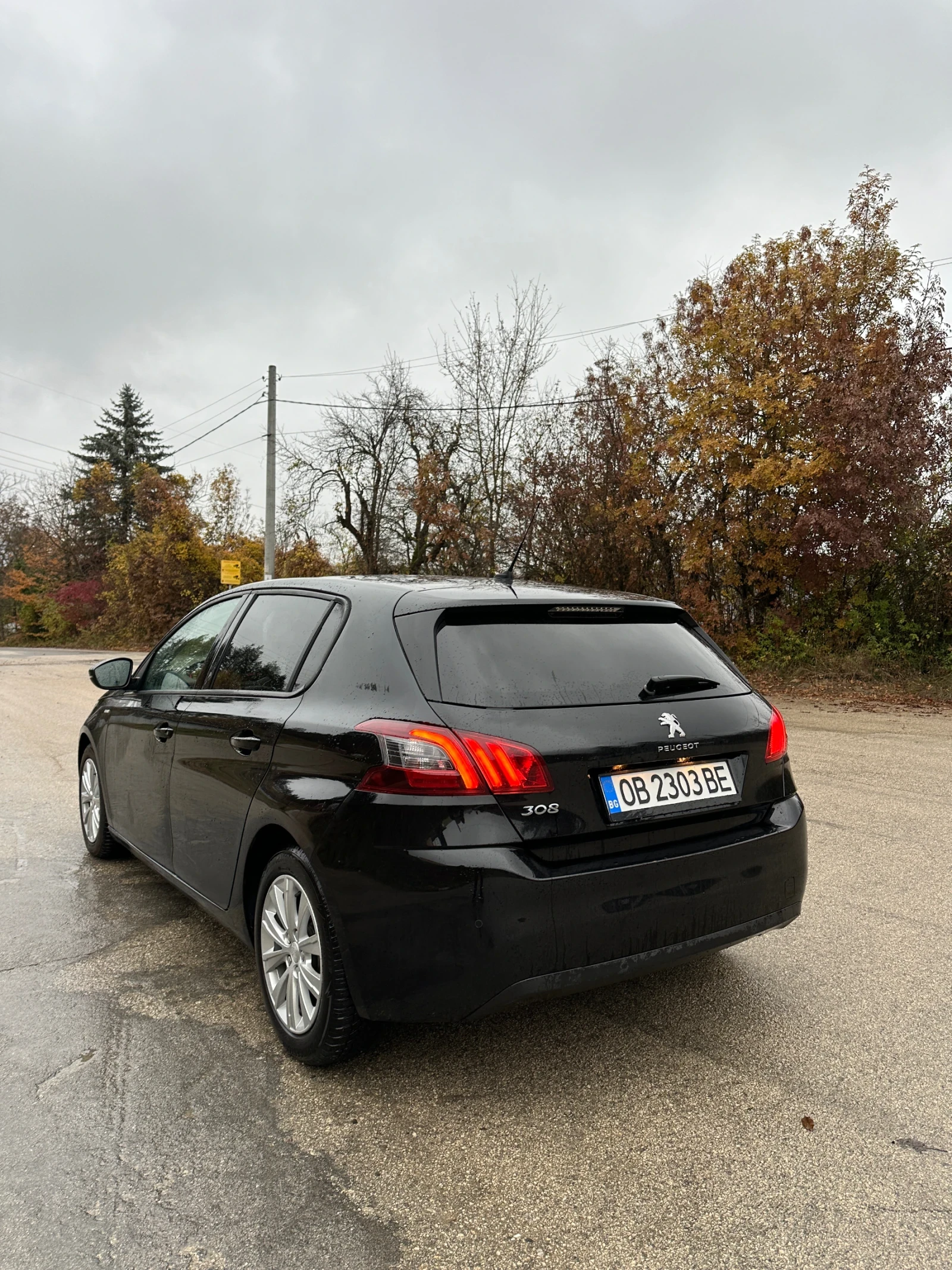 Peugeot 308 Facelift Automatic 130к.с. - изображение 5