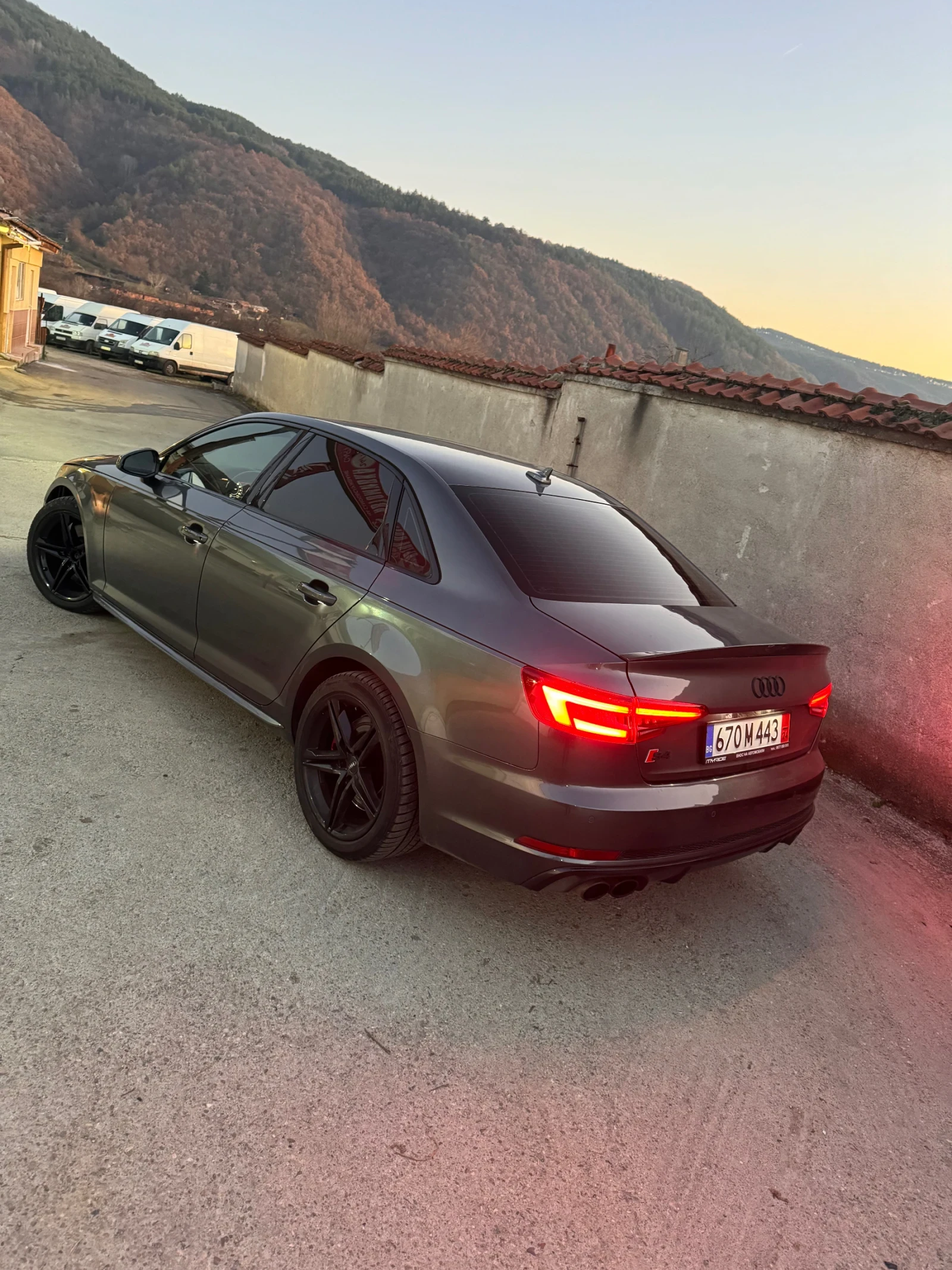 Audi S4  - изображение 7