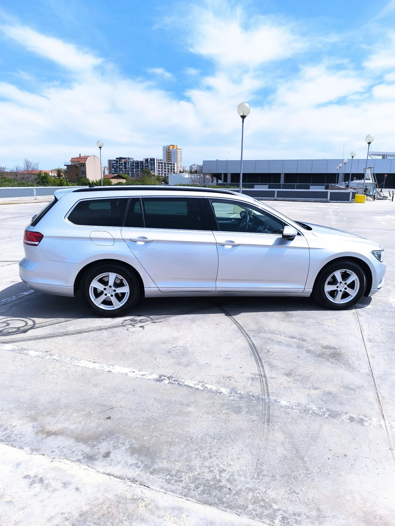 VW Passat 2.0 TDI 150 к.с - изображение 7