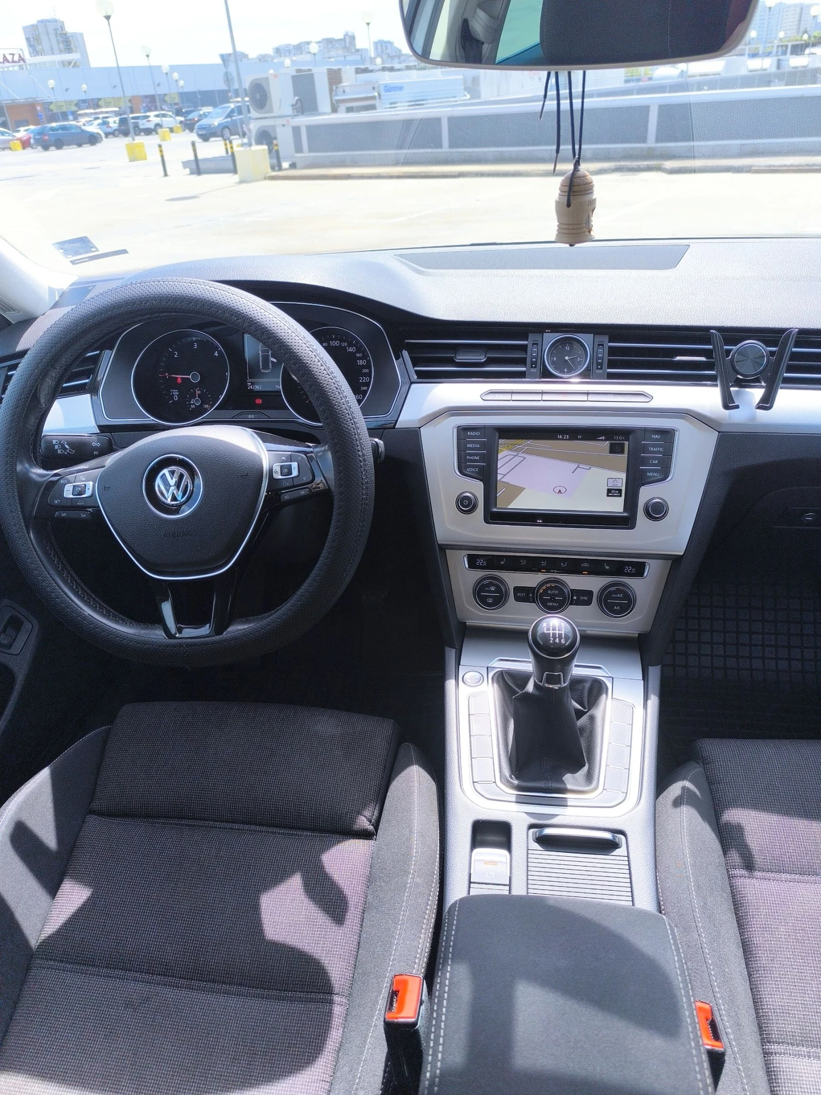 VW Passat 2.0 TDI 150 к.с - изображение 10