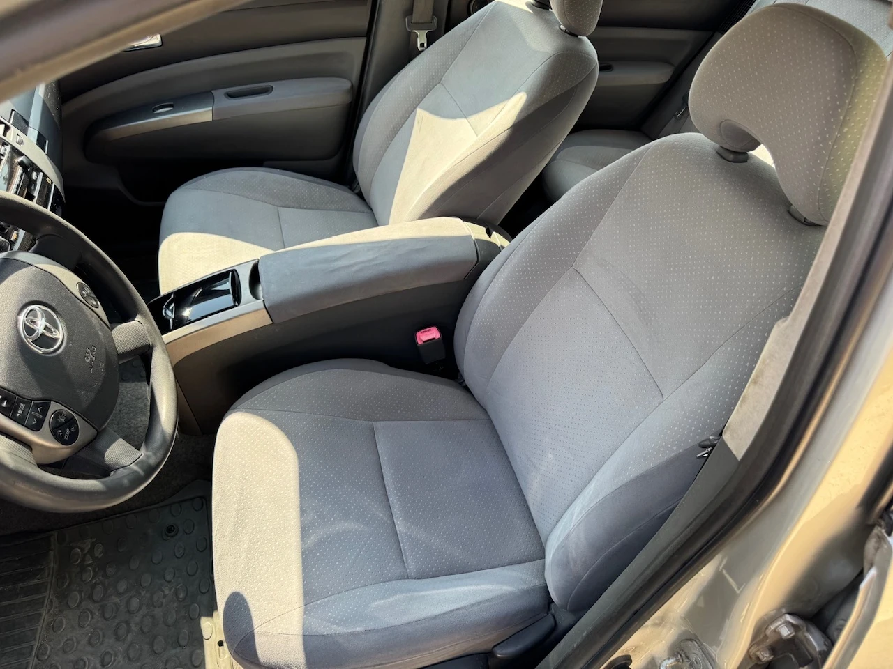 Toyota Prius 1.5i Hybrid/ Keyless - изображение 9