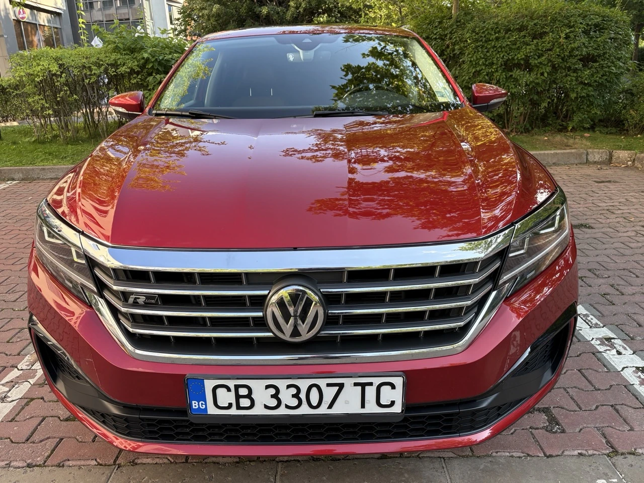 VW Passat R-Line, 2.0 TSI, 38k км, Автоматик - изображение 2