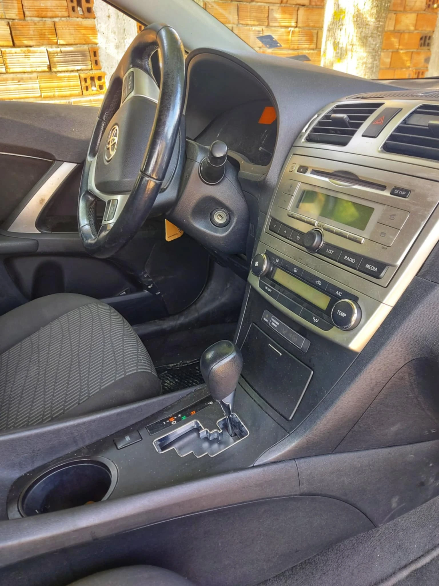 Toyota Avensis  - изображение 3