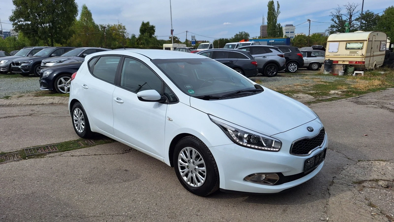 Kia Ceed 1.4-100кс. НАВИ-ПОДГРЕВ - изображение 2