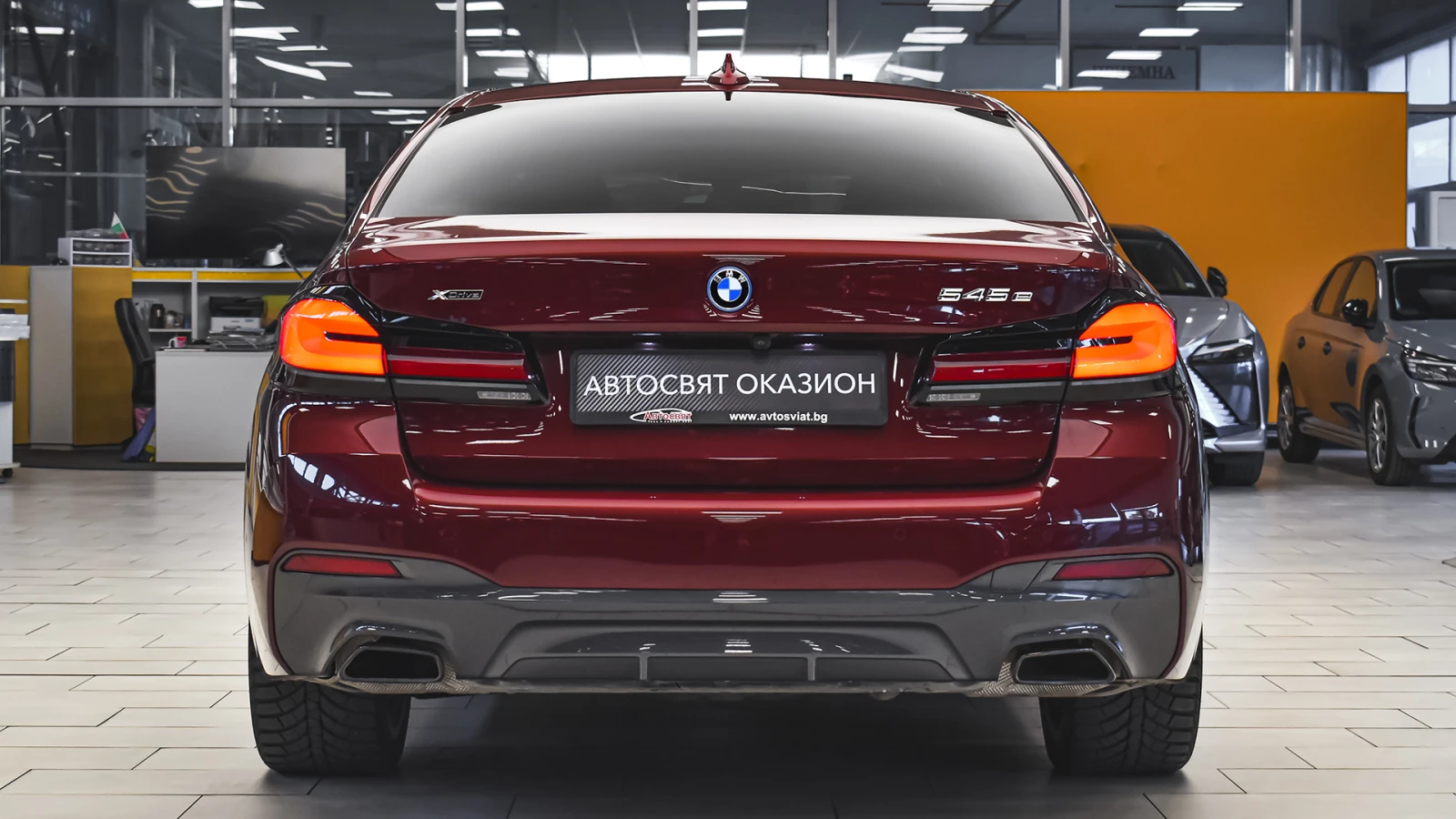 BMW 545 e xDrive M Sport PHEV Sportautomatic - изображение 3