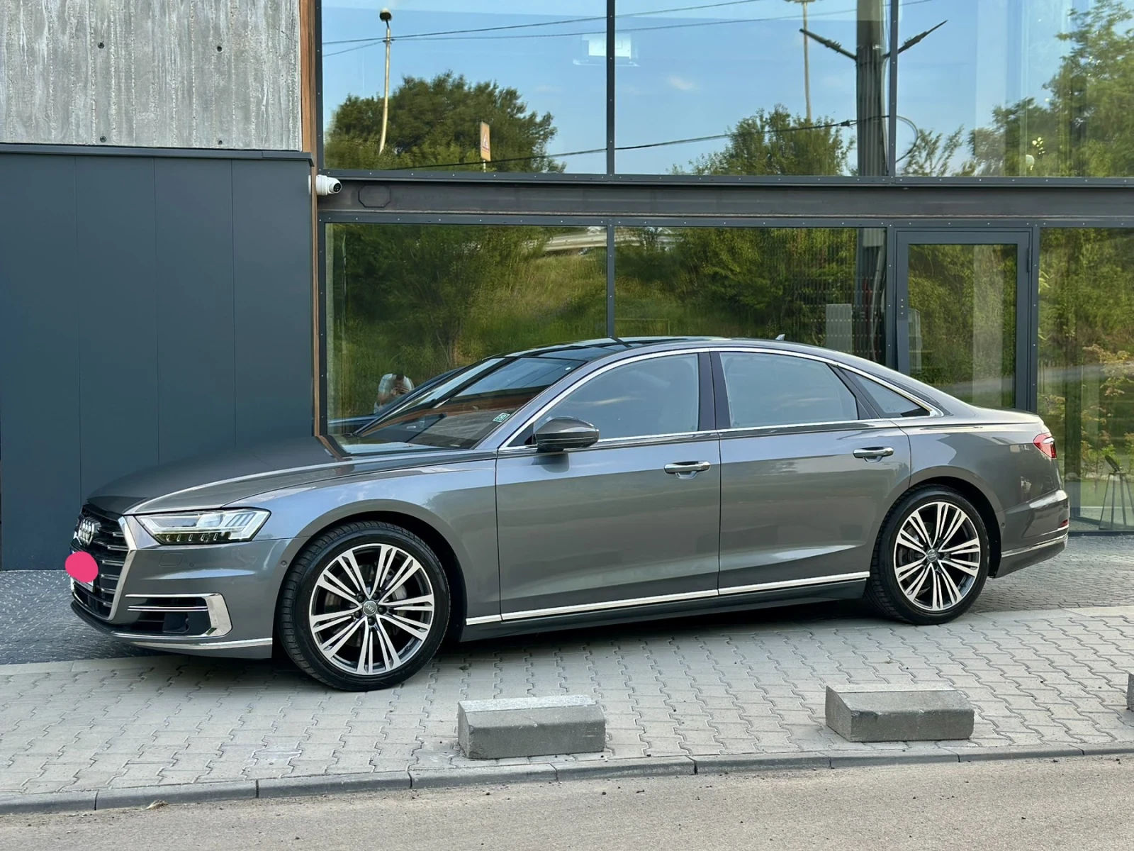 Audi A8 | Mobile.bg   1