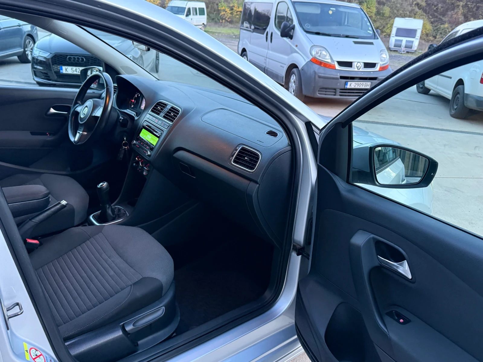 VW Polo Климатик/Подгрев/Темпомат/Бордкомпюрър - изображение 10