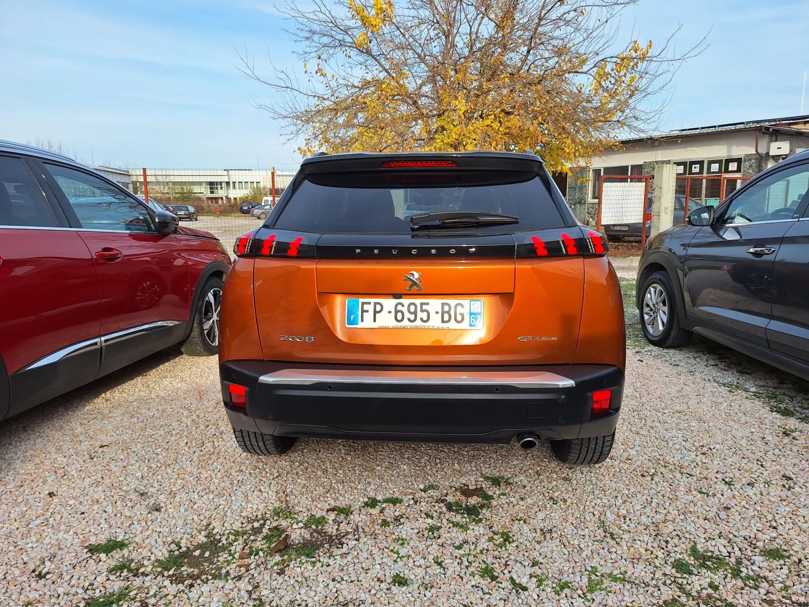 Peugeot 2008 1.5d* GT-LINE/НАВИ/КАМЕРА/ ЛЕД/КЕЙЛЕС/ДИСТРОНИК*  - изображение 4